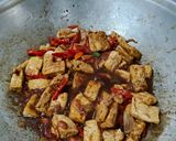 Foto langkah ke 4 dari resep Tumis Kecap Tahu Telur.