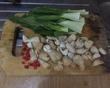 Foto langkah ke 1 dari resep Pak Choy Jamur Saus Tiram 🍃.