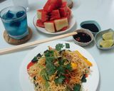 Hình bước làm 2 của món Mì gói xào rau củ