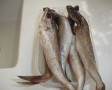 Foto del paso 1 de la receta Pescadilla con almejas al horno