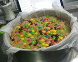 Foto del paso 4 de la receta Tarta oreo con lacasitos