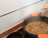 Foto del paso 4 de la receta: Pollo en salsa de almendras garrapiñadas