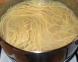 Foto del paso 1 de la receta: Spaghetti con pollo y tocineta