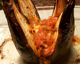 Foto del paso 15 de la receta: Berenjena rellena al horno, con salsa de picadillo de tomate y queso