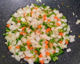 Foto del paso 2 de la receta: Caldereta de conejo con patatas