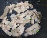 Hình bước làm 2 của món Mì trứng xào rau