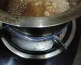 A picture of step 1 of Ginger and pepper tea.