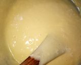 A picture of step 4 of Creamy white cake.