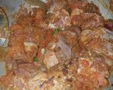 A picture of step 1 of Aloo gosht.