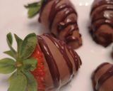 Foto del passaggio 4 della ricetta Mousse cioccolato e fragola