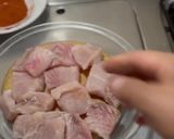 Foto del paso 2 de la receta: ### CAZÓN DORADO EN MANTECA AL AJO CON PAPRIKA