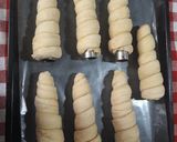 A picture of step 5 of Bread Cones Recipe.