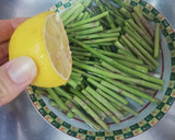 Foto del paso 1 de la receta: Risotto de Espárragos Trigueros con Parmesano Vegano