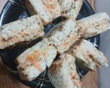 A picture of step 3 of Hung Curd And Garlic bread bites.