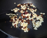 Foto del paso 1 de la receta: Espinacas con pasas y queso feta