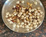 A picture of step 5 of Masala Nuts.