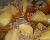 A picture of step 6 of Aloo qeema.