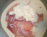 A picture of step 3 of Piadina Zola e speck.