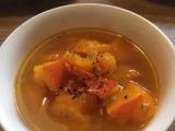 Canh bí đỏ hạnh nhân