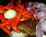 Foto langkah ke 1 dari resep Sambal bawang.