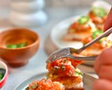 A picture of step 9 of Crispy Rice with Salmon Poke.