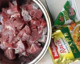 Foto langkah ke 1 dari resep Daging sapi bumbu kare indofood.