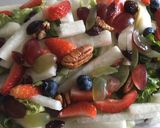 Foto del paso 1 de la receta: Ensalada con Frutos Rojos 🥗🍓