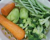 Hình bước làm 1 của món Xào chay thập cẩm với nấm Bạch Tuyết