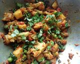 A picture of step 8 of Alu gobhi ki sabzi.