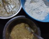 Foto langkah ke 1 dari resep Bolu Pisang Panggang Moist Irit Telur (no mixer).