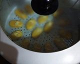 Foto langkah ke 4 dari resep Kuker Susu Teflon.