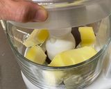 A picture of step 2 of White Chocolate Cookies.