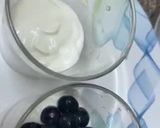 A picture of step 5 of Fruits yoghurt parfait.