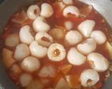A picture of step 4 of Sweet and Sour Lychee Chicken.