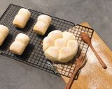 Hình bước làm 2 của món 🍞CONDENSED MILK BREAD