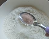 Foto del paso 1 de la receta: Pancitos saborizados de salame