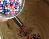 Foto del paso 5 de la receta: Sprinkles cake con relleno de crema de vainilla