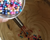 Foto del paso 5 de la receta: Sprinkles cake con relleno de crema de vainilla