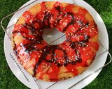 A picture of step 9 of Giant glazed doughnut.