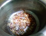 A picture of step 2 of Chicken mtr pulao.