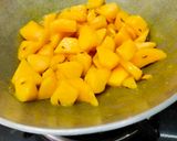 A picture of step 3 of Muskmelon Curry.