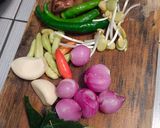 Foto langkah ke 3 dari resep Lodeh Pindang Manisa Bumbu Iris.