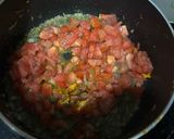 A picture of step 2 of Tomato prawns.