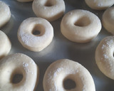 Foto del paso 6 de la receta: Mini Donas De Limón HORNEADAS CON TÉCNICA (abriochada)