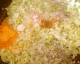 Foto del paso 2 de la receta: Zapallitos rellenos vegetarianos