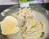 A picture of step 2 of Samak khichdi.