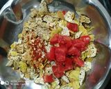 A picture of step 2 of Papad Chat.