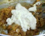 A picture of step 3 of Dahi Tadka (Spiced Yogurt Tadka).