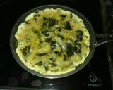 Foto del paso 4 de la receta: Tortilla mar y montaña. "con calabacín y alga kombu"