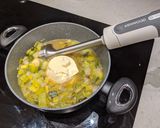 A picture of step 6 of Cheesy Leek Soup.